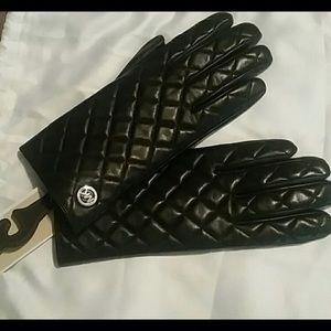 Michael Kors black gloves